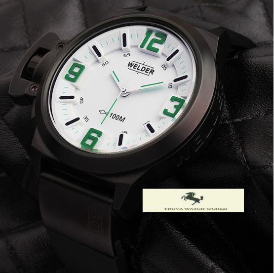 HK679 WELDER OTOMATİK BEYAZ KADRAN SİYAH PVD KASA